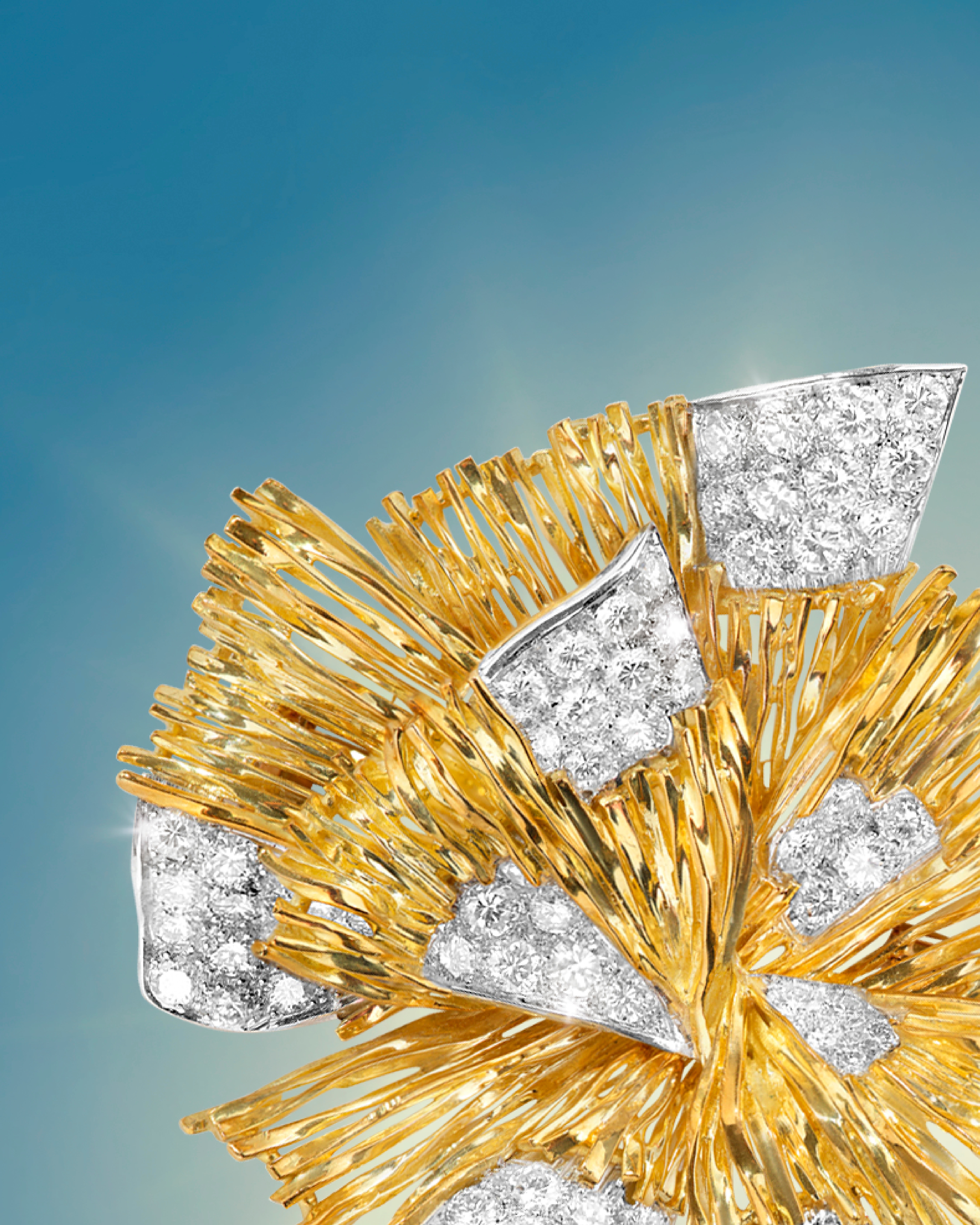 90 عامًا من الضوء والتألق